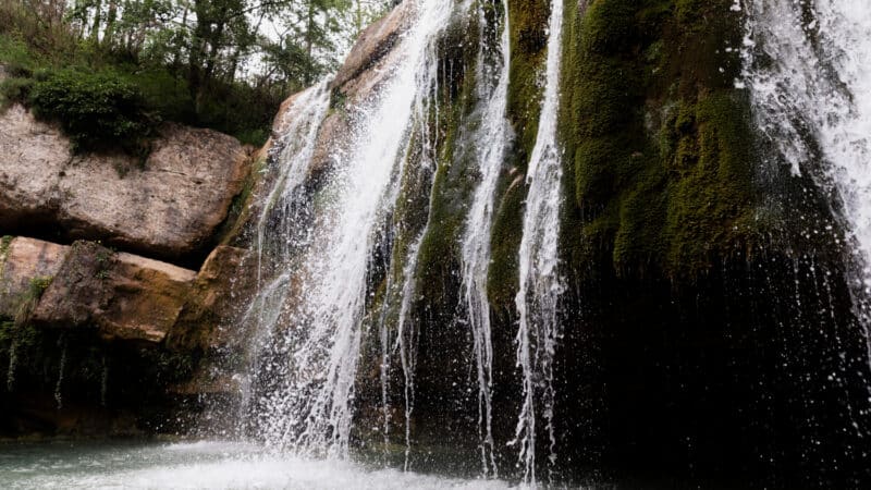 Cachoeira da Toca Diamantina: Beleza Natural e Aventura no Coração da Bahia