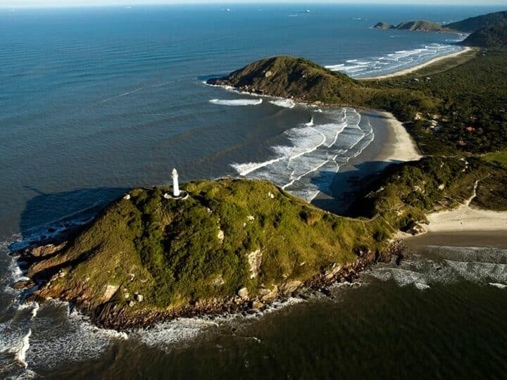 Ilha do Mel: O Refúgio Natural do Paraná