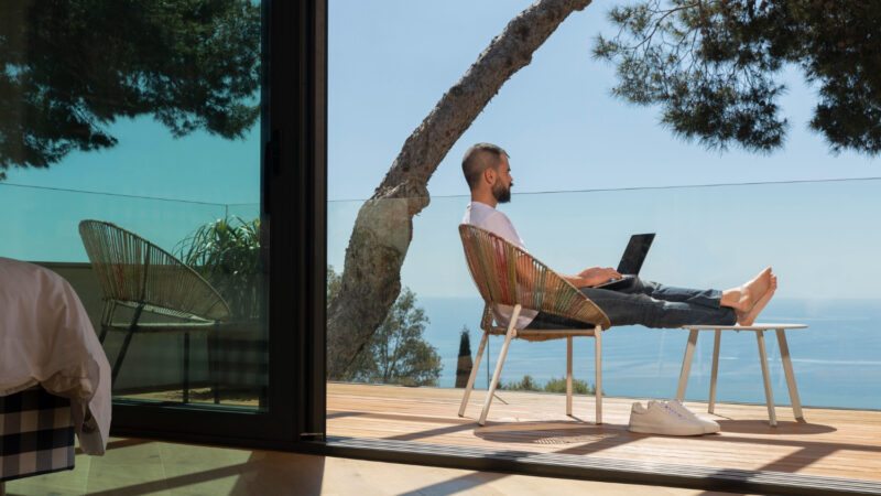 Viagem e trabalho remoto: como garantir impressões de qualidade em qualquer lugar