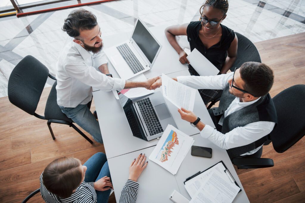 O Segredo das Empresas que Nunca Ficam Sem Clientes
