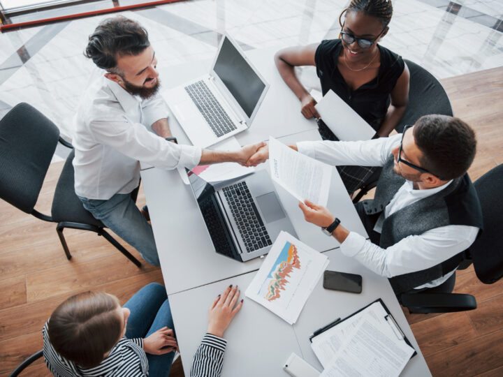 O Segredo das Empresas que Nunca Ficam Sem Clientes
