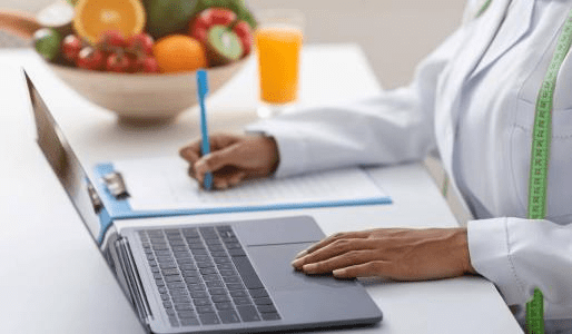 Como funciona o acompanhamento de nutricionista online?