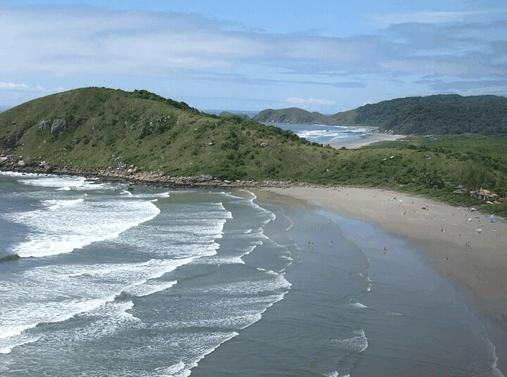 Litoral do Paraná: praias, trilhas e ilhas para amantes da natureza