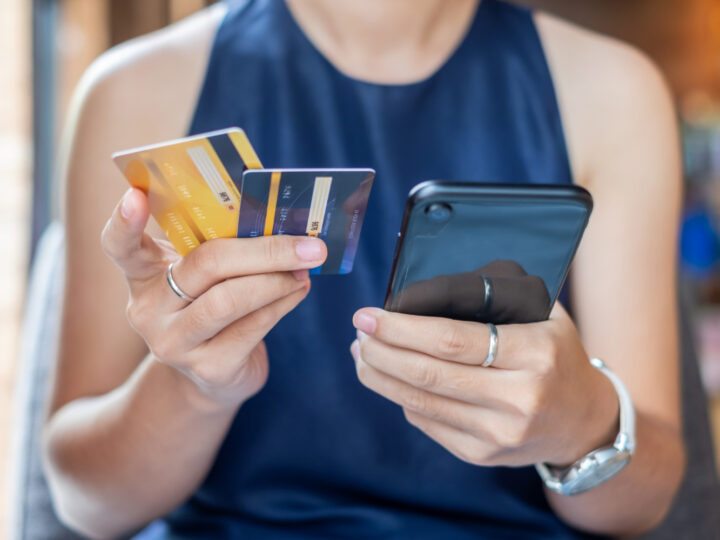 Como pagar boleto com cartão de crédito: guia completo para quem precisa de mais prazo